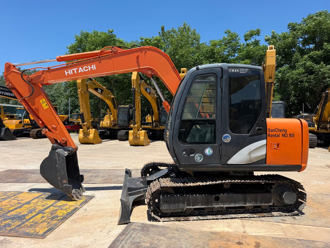 HITACHI ZX70 - Мини-экскаватор: фото 1 HITACHI ZX70 - Мини-экскаватор: фото 1