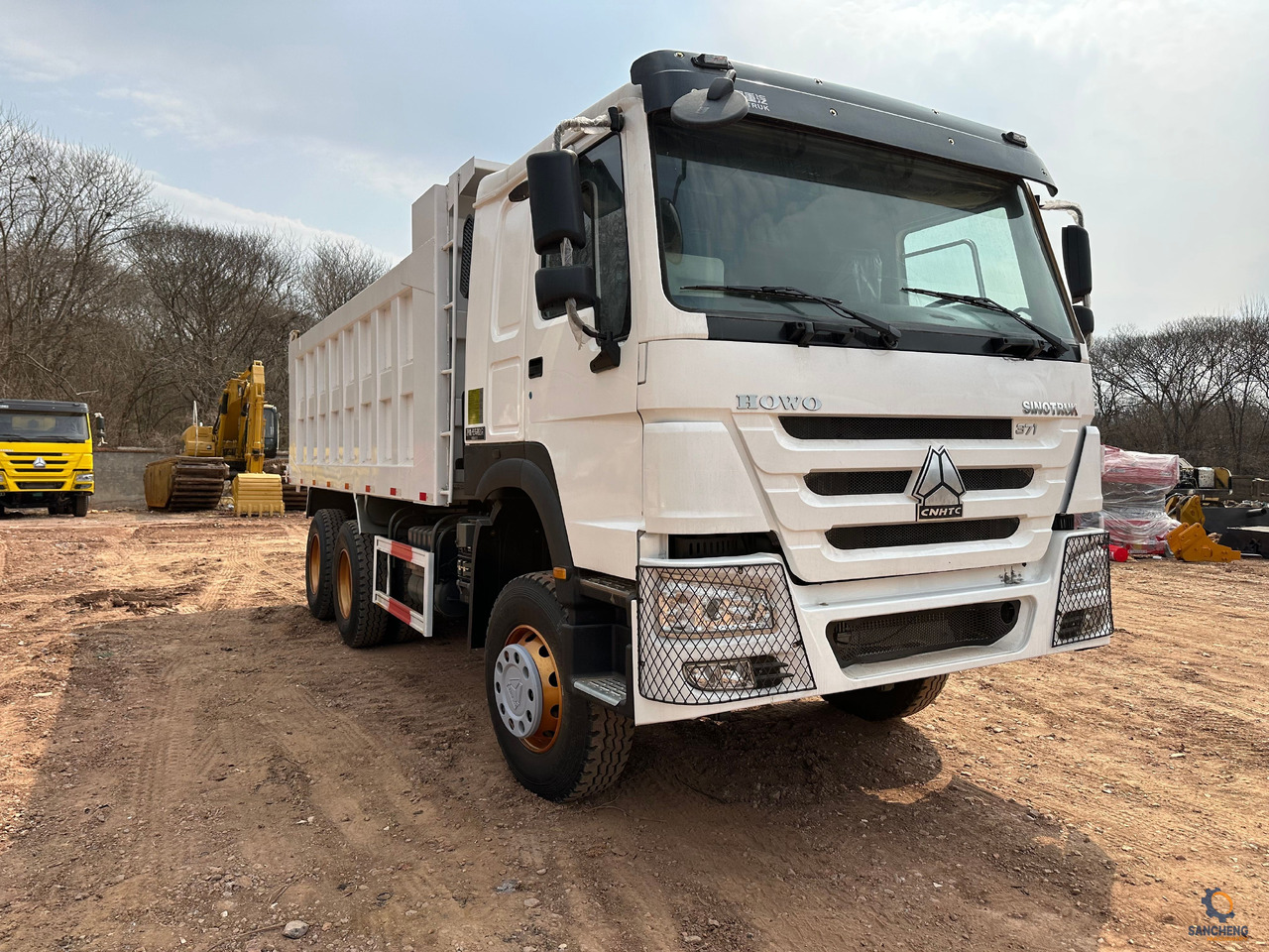 Самосвал для транспортировки тяжёлой техники SINOTRUK Howo Dump truck 371: фото 6