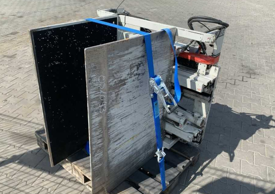 Cascade UTB2-08-1011 R1, Kartonklammer - Захват для Погрузочно-разгрузочной техники: фото 1 Cascade UTB2-08-1011 R1, Kartonklammer - Захват для Погрузочно-разгрузочной техники: фото 1