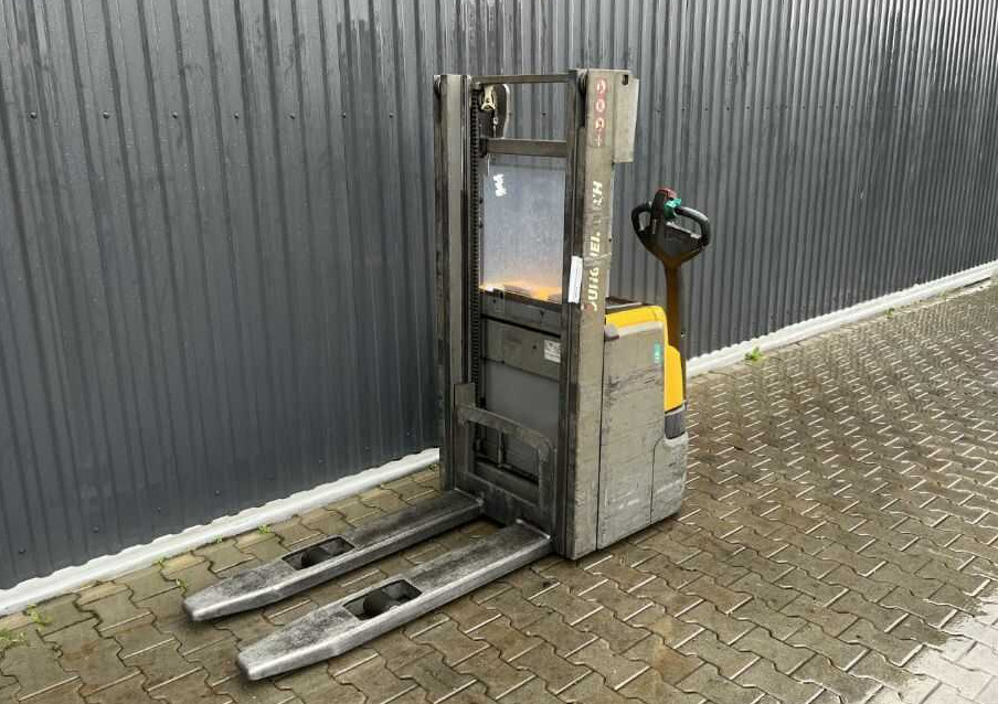 Jungheinrich EJC216 - Штабелер: фото 1 Jungheinrich EJC216 - Штабелер: фото 1