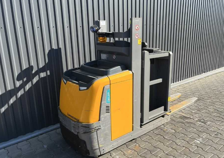 Jungheinrich EKS110 - Сборщик заказов: фото 1 Jungheinrich EKS110 - Сборщик заказов: фото 1