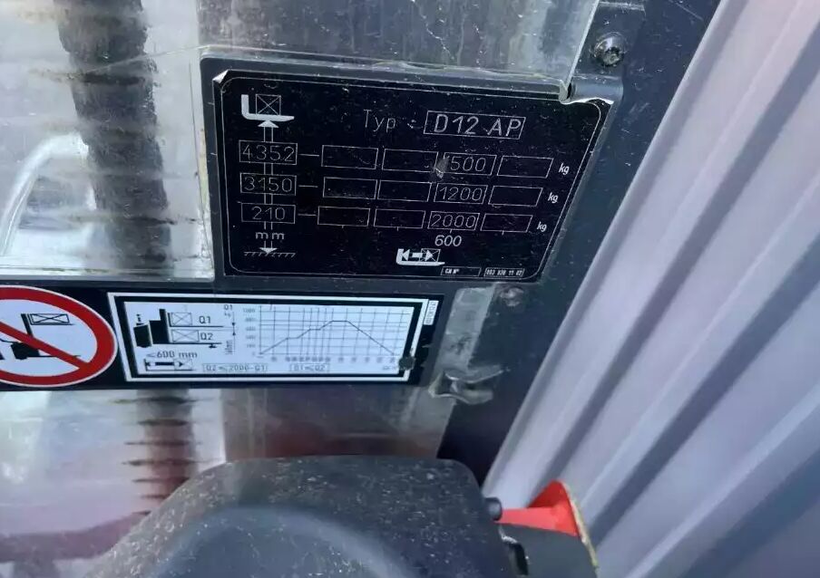 Linde D12AP - Штабелер: фото 2 Linde D12AP - Штабелер: фото 2