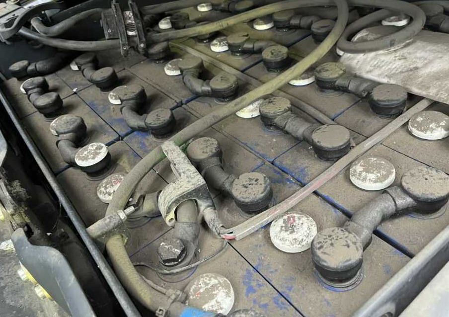 Linde E16-02 - Электропогрузчик: фото 3 Linde E16-02 - Электропогрузчик: фото 3