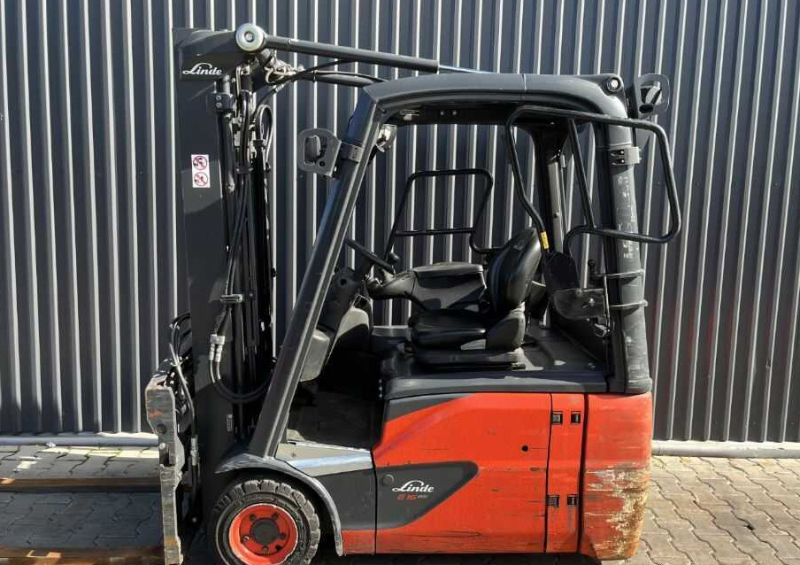Linde E16-02 - Электропогрузчик: фото 2 Linde E16-02 - Электропогрузчик: фото 2