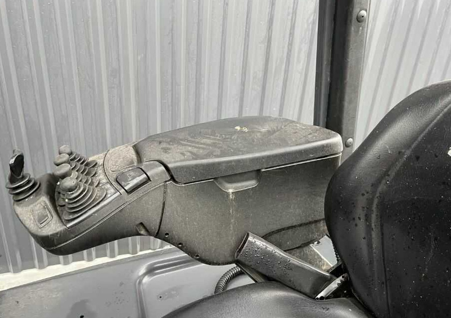 Электропогрузчик Linde E16C-02: фото 8