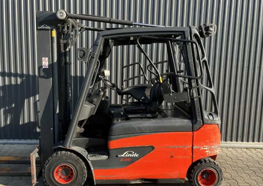 Linde E25 - Электропогрузчик: фото 2 Linde E25 - Электропогрузчик: фото 2