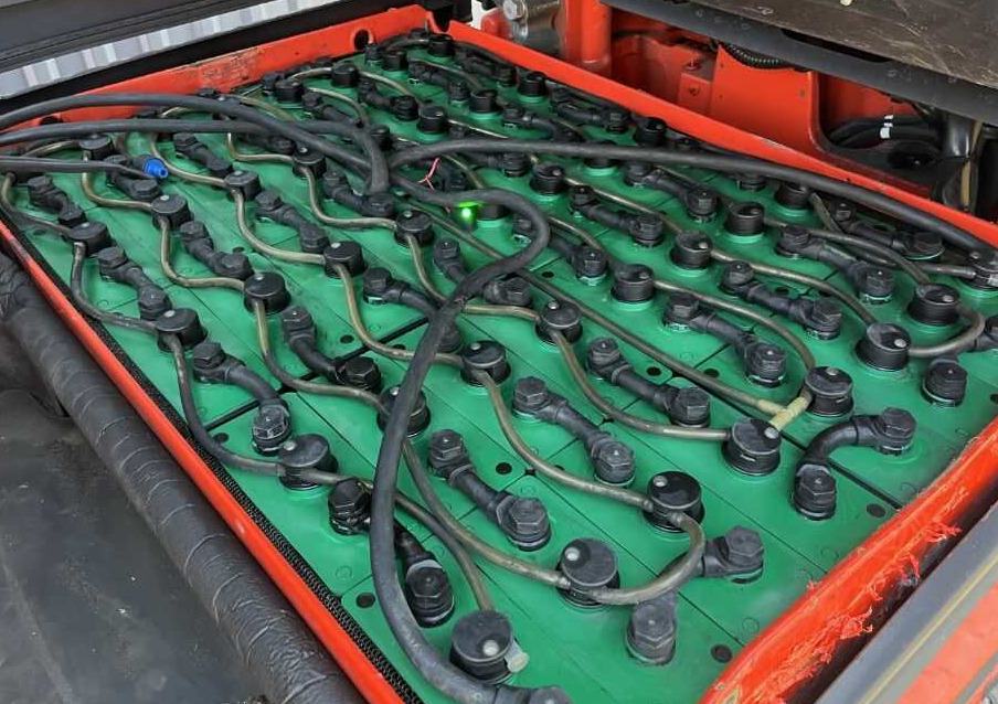 Электропогрузчик Linde E25H-01/600: фото 8