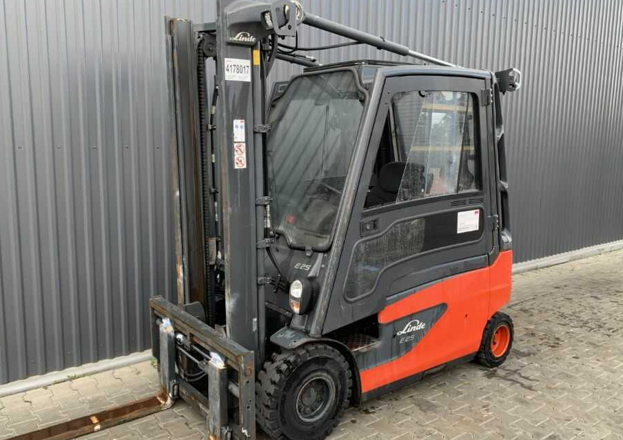 Linde E25L-01 - Электропогрузчик: фото 1 Linde E25L-01 - Электропогрузчик: фото 1