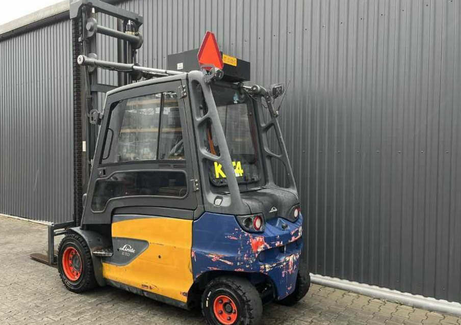 Linde E50HL-01/600 - Электропогрузчик: фото 3 Linde E50HL-01/600 - Электропогрузчик: фото 3