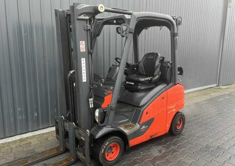 Linde H20T-01 - Газовый погрузчик: фото 1 Linde H20T-01 - Газовый погрузчик: фото 1