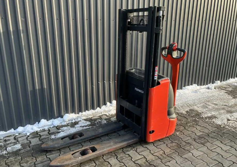 Linde L10B - Штабелер: фото 1 Linde L10B - Штабелер: фото 1