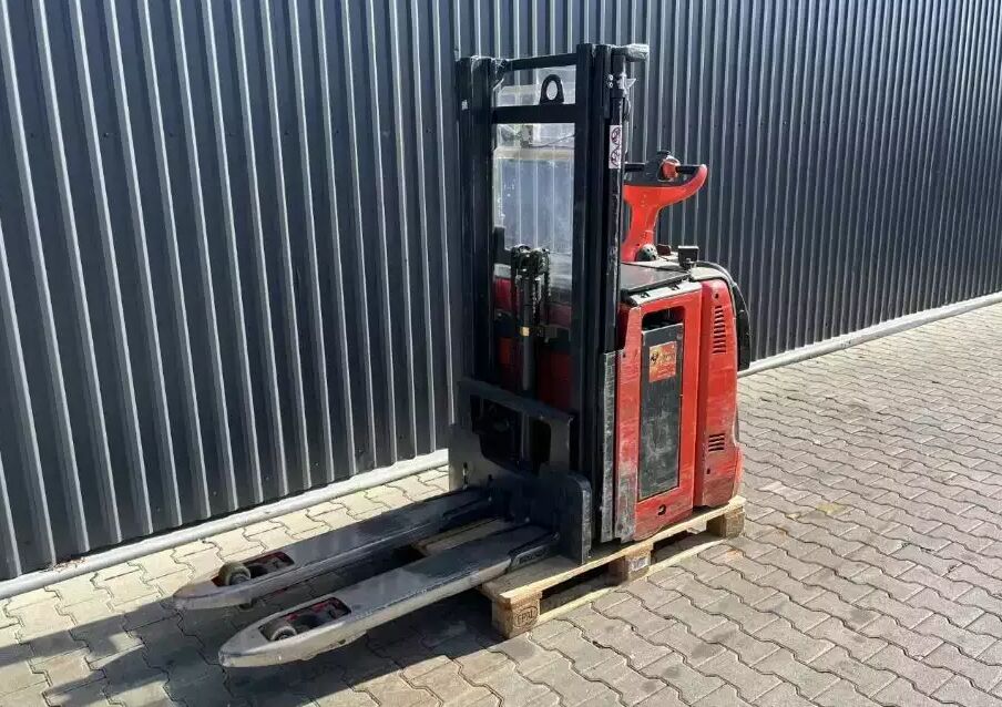 Linde L12LAP - Штабелер: фото 1 Linde L12LAP - Штабелер: фото 1