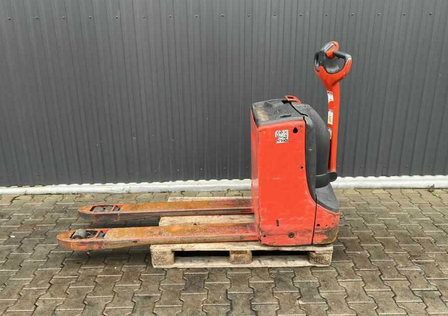 Linde T18 - Тележка: фото 2 Linde T18 - Тележка: фото 2