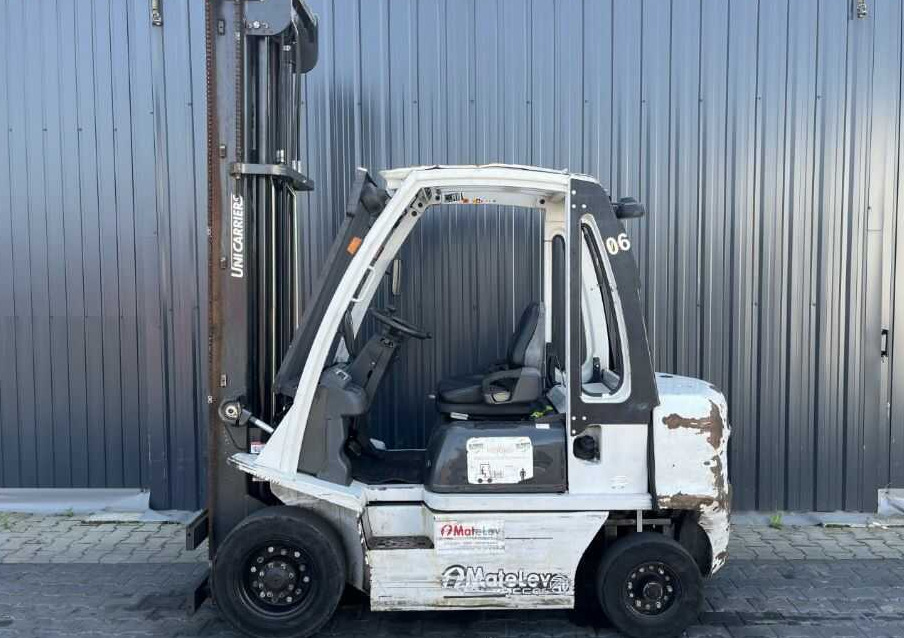 Nissan Y1D2A25Q - Дизельный погрузчик: фото 2 Nissan Y1D2A25Q - Дизельный погрузчик: фото 2