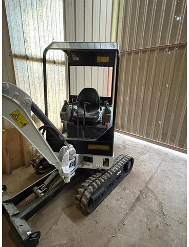 Bobcat E14 - Мини-экскаватор: фото 3 Bobcat E14 - Мини-экскаватор: фото 3