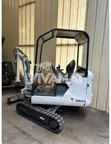 Bobcat E14 - Мини-экскаватор: фото 1 Bobcat E14 - Мини-экскаватор: фото 1