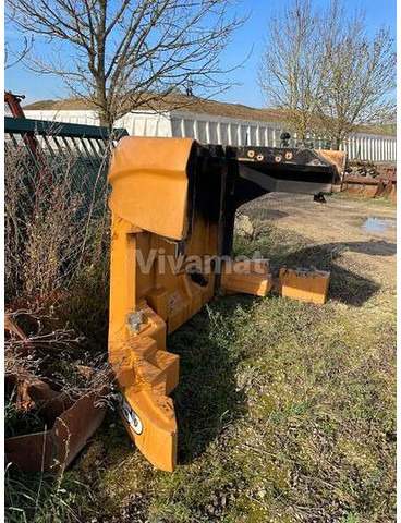 Case CX245SR - Противовес для Строительной техники: фото 3 Case CX245SR - Противовес для Строительной техники: фото 3