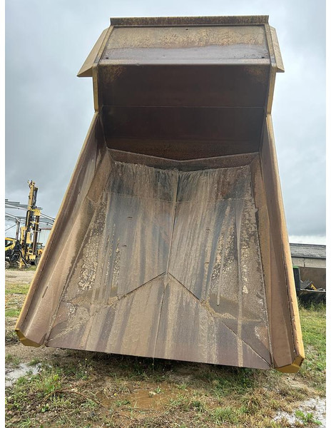 Внедорожный самосвал Caterpillar 769D: фото 11