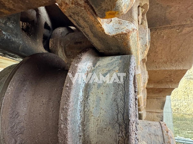 Hitachi ZX650LCH - Гусеничный экскаватор: фото 3 Hitachi ZX650LCH - Гусеничный экскаватор: фото 3