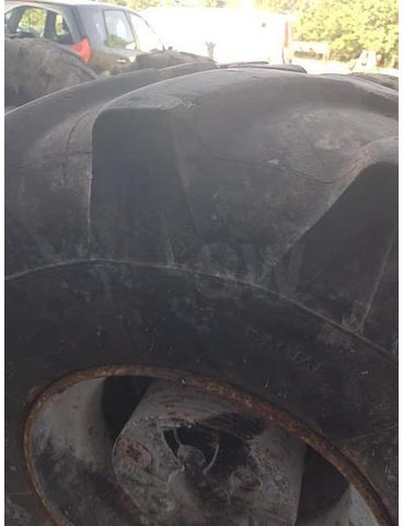 Michelin 18R19.5XF - Шины и диски: фото 2 Michelin 18R19.5XF - Шины и диски: фото 2