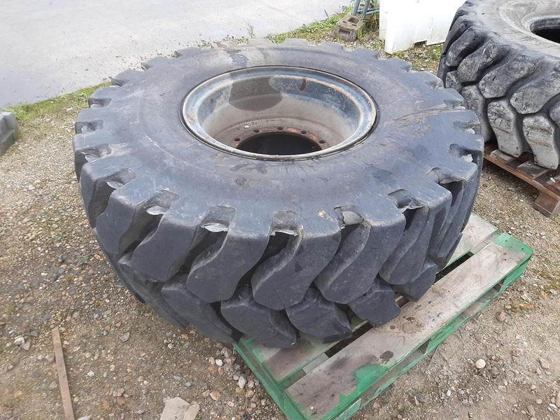 Michelin 20.5R25XLDD2A - Шина: фото 1 Michelin 20.5R25XLDD2A - Шина: фото 1