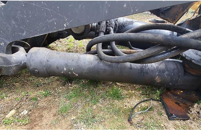 Volvo 150H - - Запчасти для Стрел: фото 1 Volvo 150H - - Запчасти для Стрел: фото 1