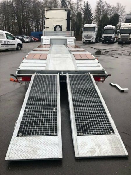 Низкорамный полуприцеп 2 Axle Lowloader: фото 6 Низкорамный полуприцеп 2 Axle Lowloader: фото 6