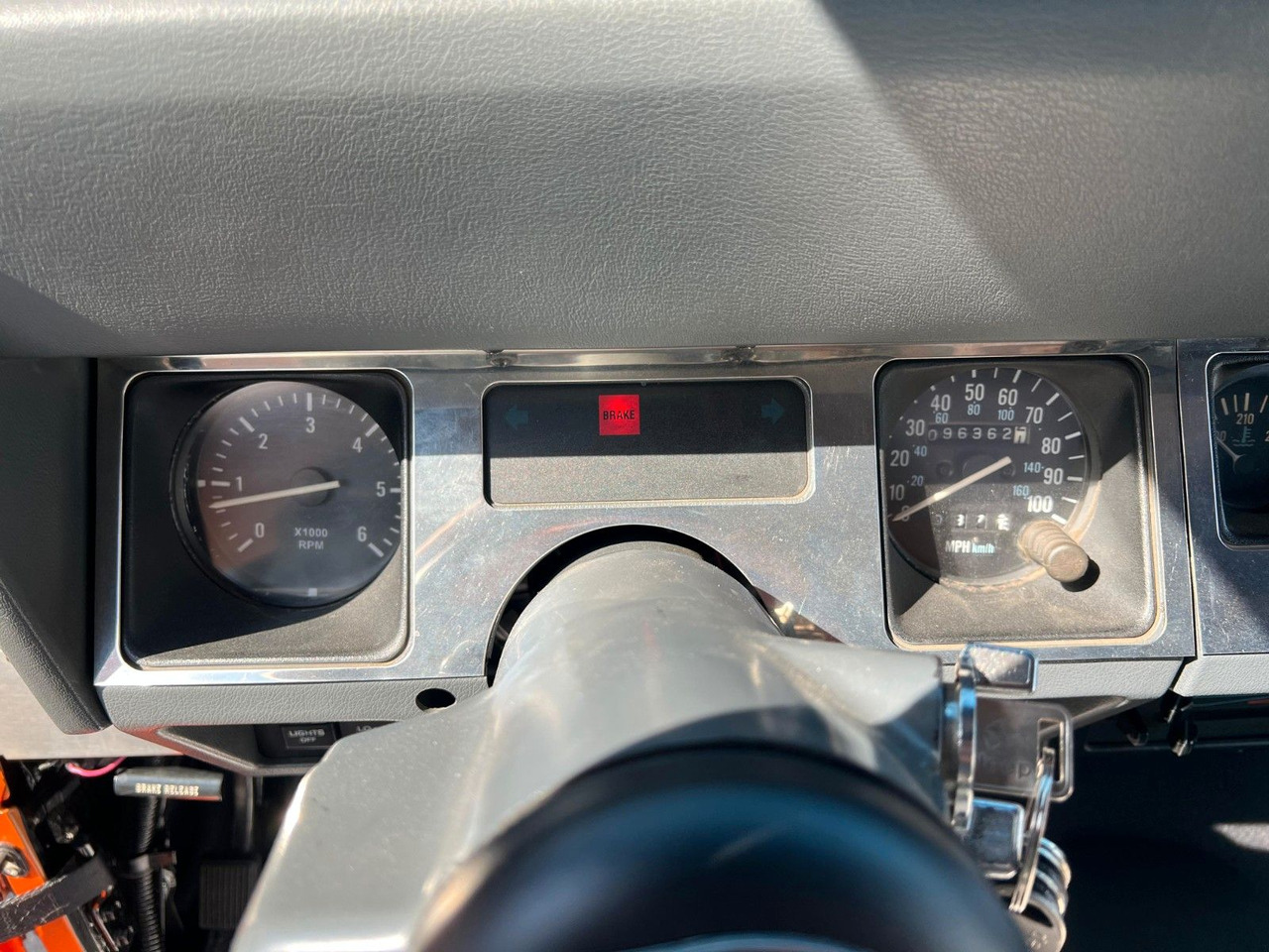 Внедорожник Jeep Wrangler  * V8 UMBAU * OLDTIMER * TOP *: фото 17