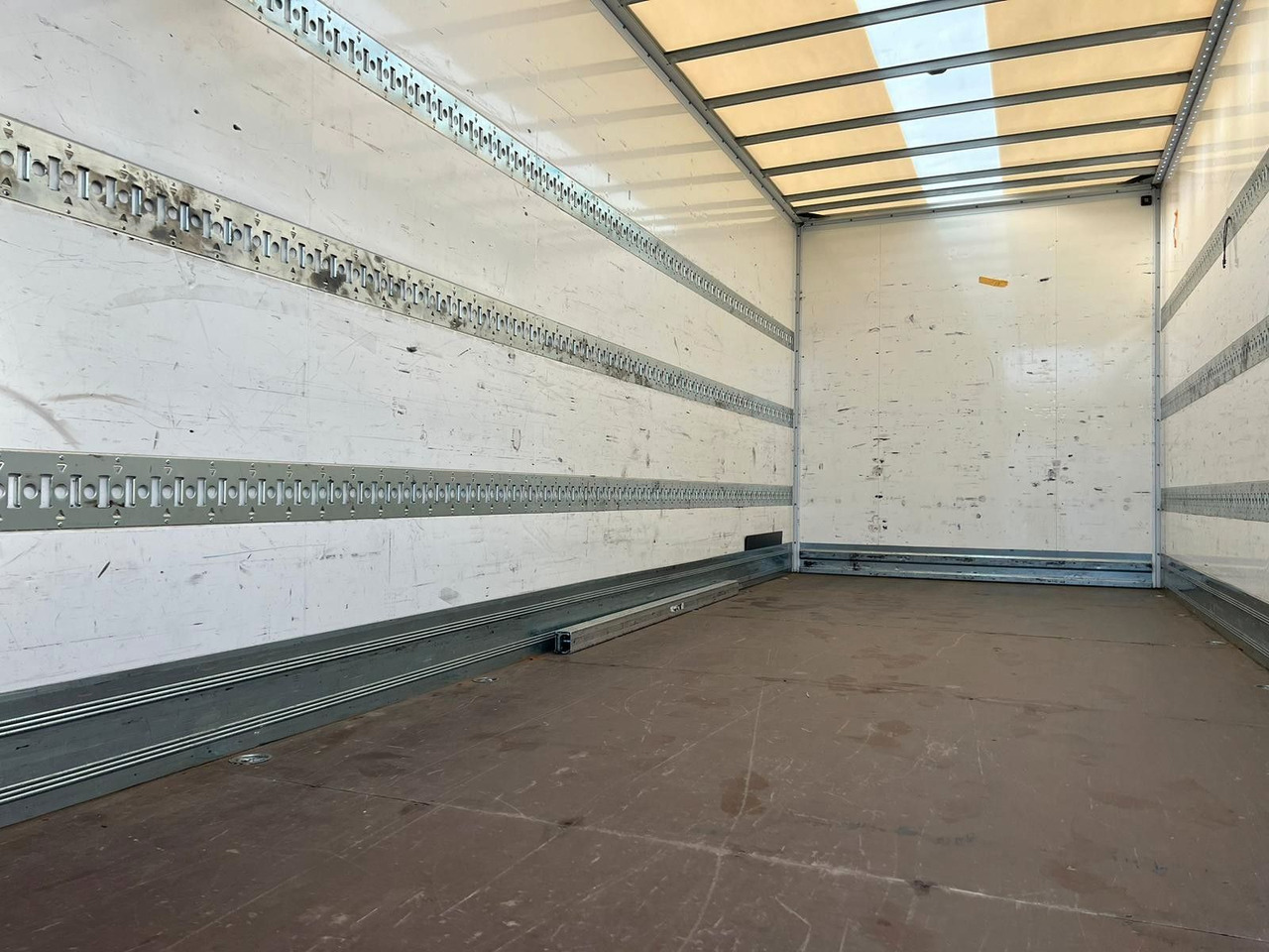 Грузовик с закрытым кузовом Mercedes-Benz ATEGO 1530 * SCHLAFKABINE * STANDKLIMA*LBW 2 TON: фото 8