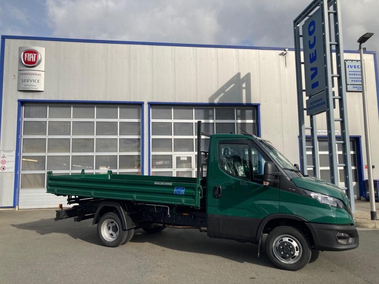 Iveco Daily 50C18H Iveco Daily 50C18H Euro6 Klima AHK ZV - Малотоннажный самосвал: фото 4 Iveco Daily 50C18H Iveco Daily 50C18H Euro6 Klima AHK ZV - Малотоннажный самосвал: фото 4