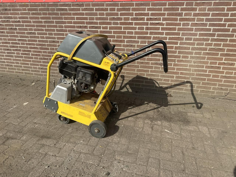 WACKER NEUSON BFS 1345 - Асфальтоукладочная техника: фото 2 WACKER NEUSON BFS 1345 - Асфальтоукладочная техника: фото 2