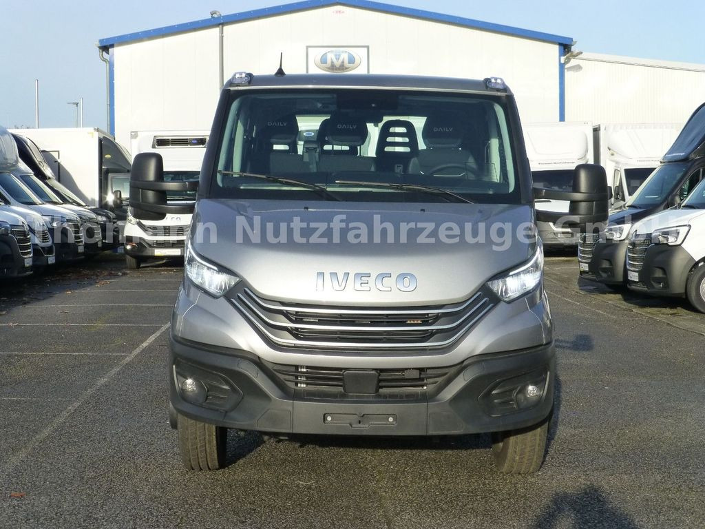 Iveco DAILY 70C18 DoKa Schiebeplateau Luftfed Navi Iveco DAILY 70C18 DoKa Schiebeplateau Luftfed Navi - Эвакуатор, Лёгкий коммерческий автомобиль: фото 4 Iveco DAILY 70C18 DoKa Schiebeplateau Luftfed Navi Iveco DAILY 70C18 DoKa Schiebeplateau Luftfed Navi - Эвакуатор, Лёгкий коммерческий автомобиль: фото 4