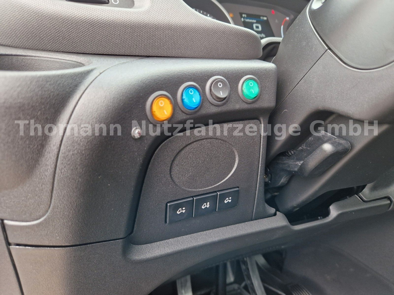 Эвакуатор Iveco DAILY 70C18 Festplateau Alu Premium Navi ACC: фото 24 Эвакуатор Iveco DAILY 70C18 Festplateau Alu Premium Navi ACC: фото 24