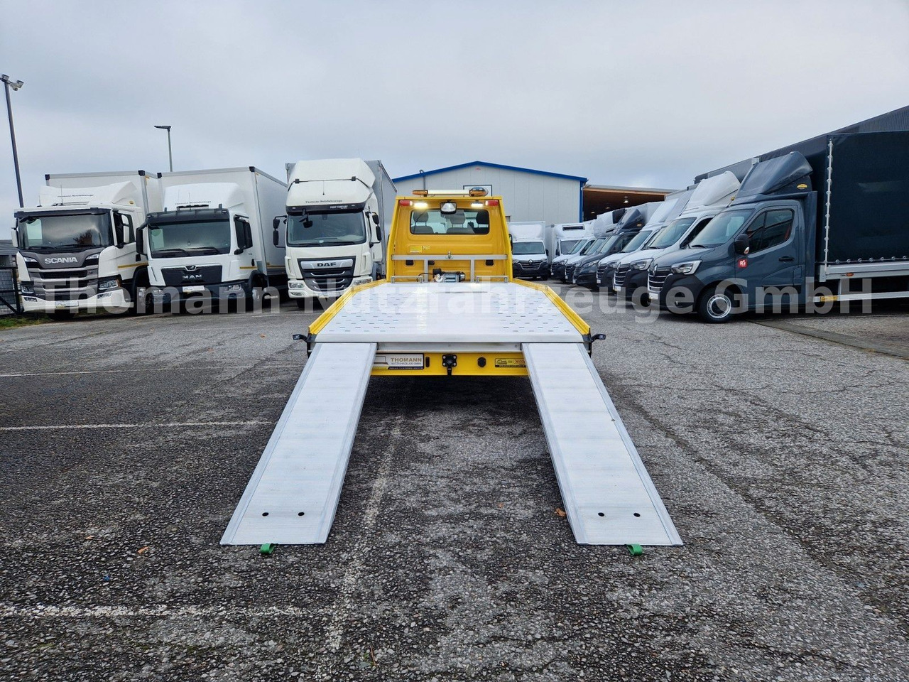 Эвакуатор Iveco DAILY 70C18 Festplateau Alu Premium Navi ACC: фото 11 Эвакуатор Iveco DAILY 70C18 Festplateau Alu Premium Navi ACC: фото 11