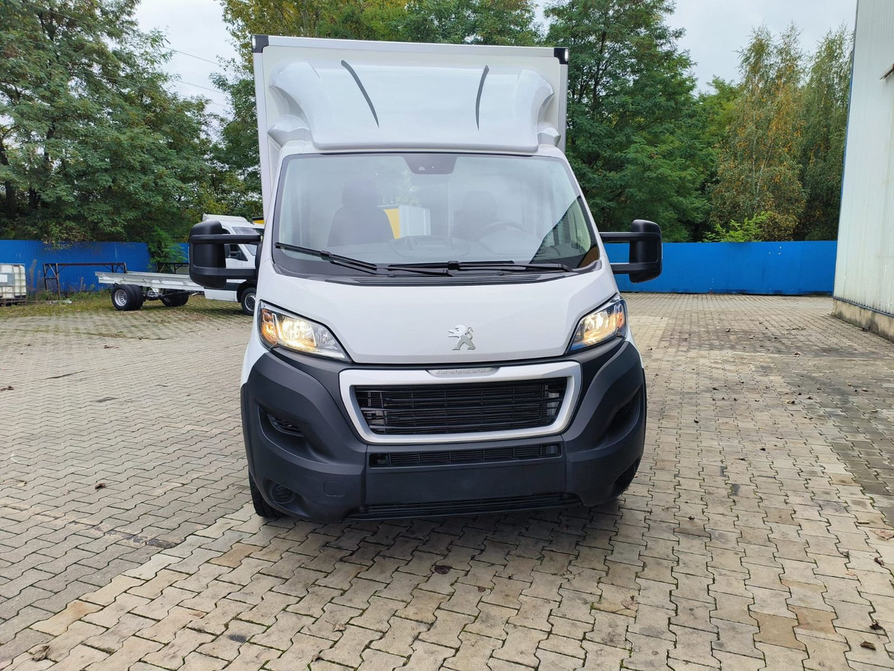 Peugeot Boxer Premium Koffer Extra Tief mit Klappe ! - Малотоннажный фургон: фото 4 Peugeot Boxer Premium Koffer Extra Tief mit Klappe ! - Малотоннажный фургон: фото 4