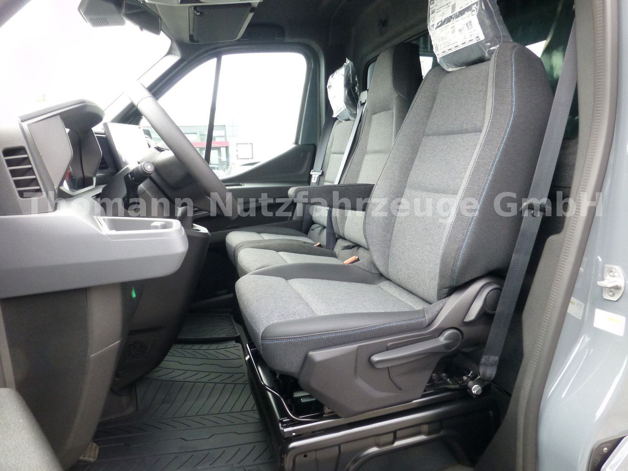 Тентованный фургон Renault NEW Master Pritsche Plane Premium 2025: фото 16