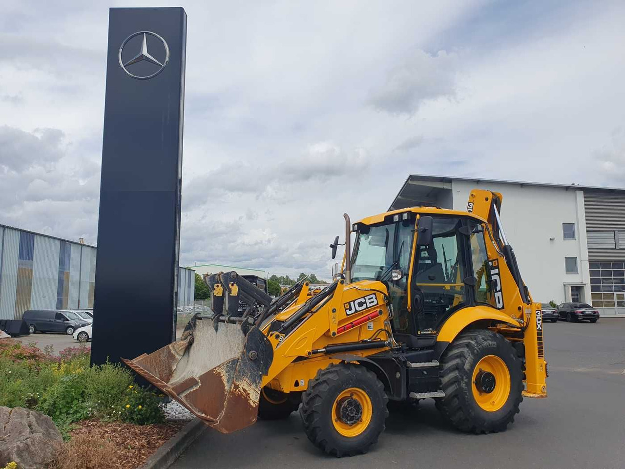 JCB 3CX / Gabel & 4in1 Schaufel / nur 1.561h / 2022 - Другая техника: фото 1 JCB 3CX / Gabel & 4in1 Schaufel / nur 1.561h / 2022 - Другая техника: фото 1