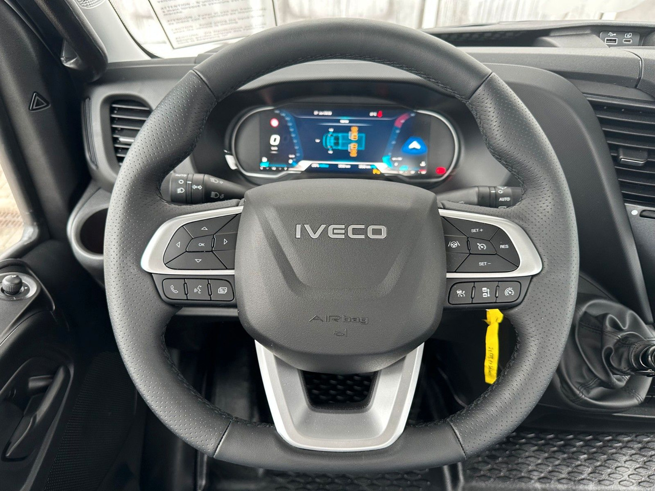 Малотоннажный самосвал Iveco 70C18H 3-S.-Kipper Meiller *R3.450mm*2xAHK*: фото 10 Малотоннажный самосвал Iveco 70C18H 3-S.-Kipper Meiller *R3.450mm*2xAHK*: фото 10