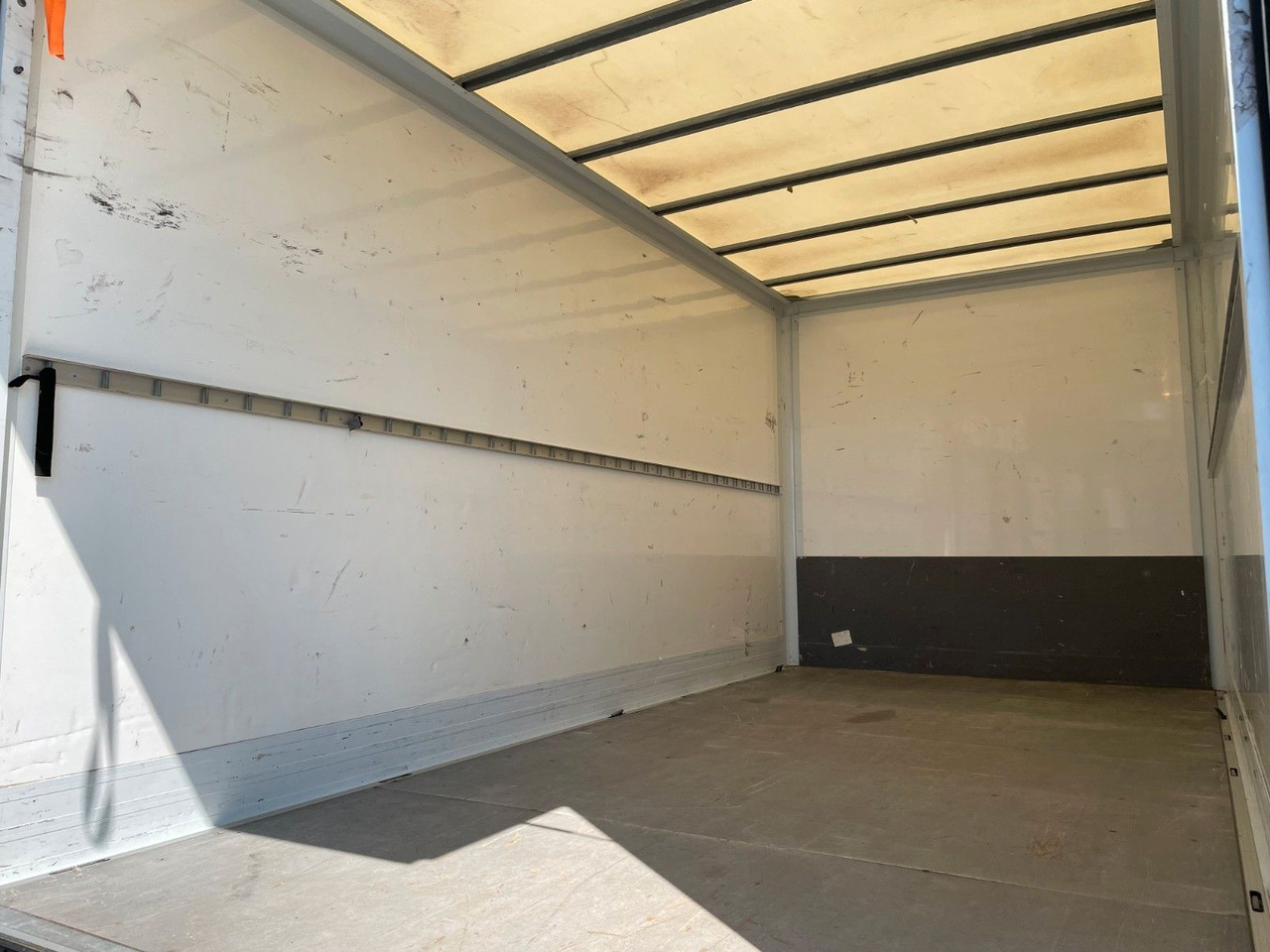 Iveco Daily 35S16 *Koffer*LBW*Klima* - Малотоннажный фургон: фото 5 Iveco Daily 35S16 *Koffer*LBW*Klima* - Малотоннажный фургон: фото 5