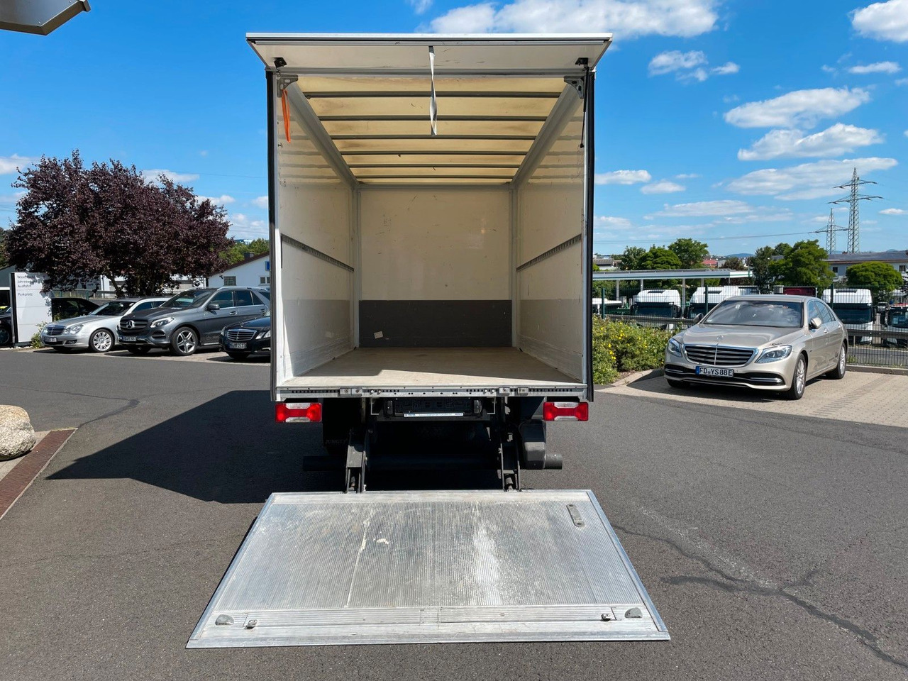 Iveco Daily 35S16 *Koffer*LBW*Klima* - Малотоннажный фургон: фото 3 Iveco Daily 35S16 *Koffer*LBW*Klima* - Малотоннажный фургон: фото 3