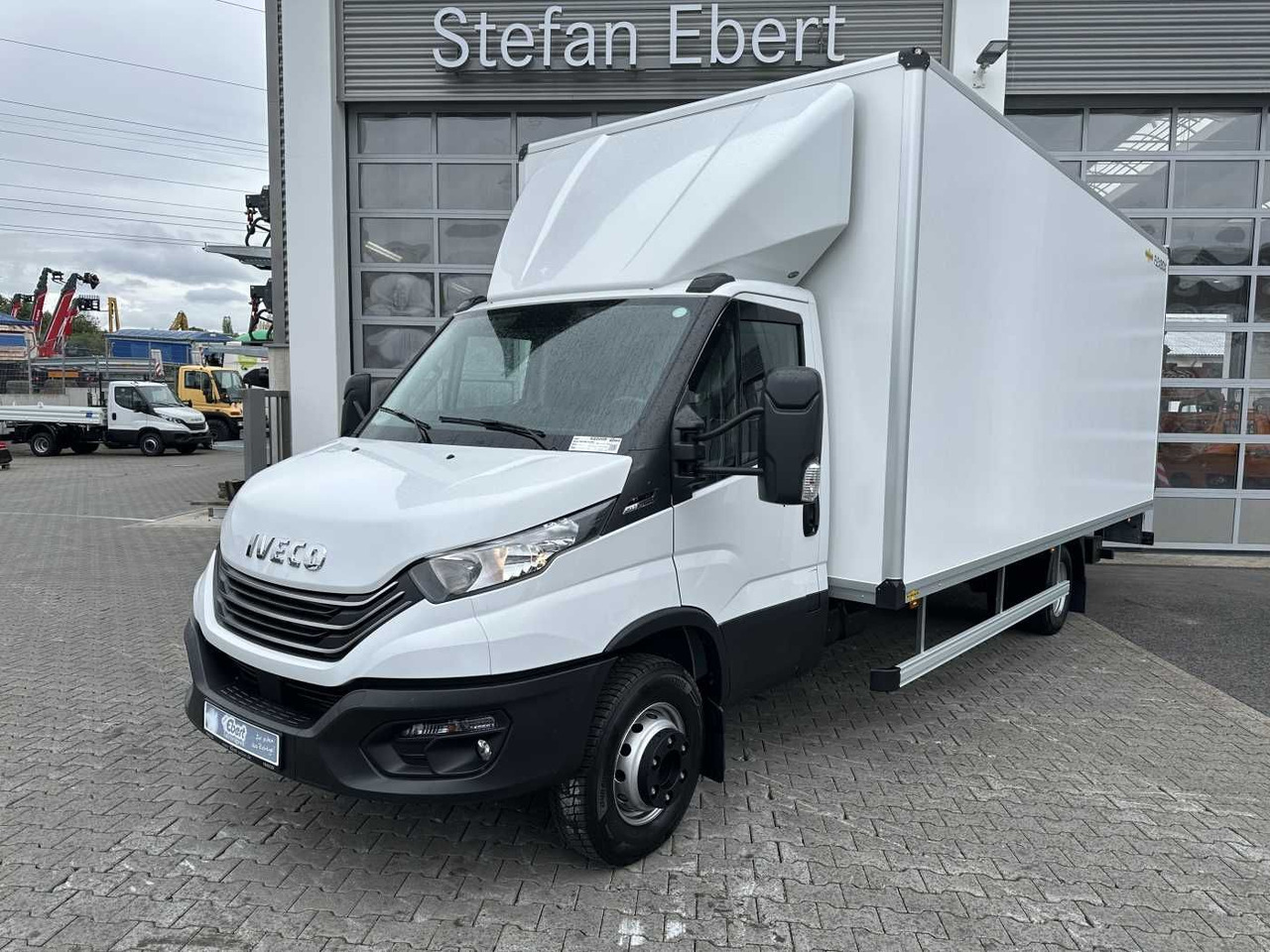 Iveco Daily 70C18 HA8 *R5.100mm*LBW*Luft*Automatik* - Малотоннажный фургон: фото 1 Iveco Daily 70C18 HA8 *R5.100mm*LBW*Luft*Automatik* - Малотоннажный фургон: фото 1