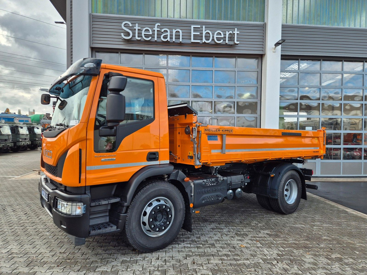 Iveco Eurocargo ML180E32K 4x2 Meiller AHK - Самосвал: фото 4 Iveco Eurocargo ML180E32K 4x2 Meiller AHK - Самосвал: фото 4