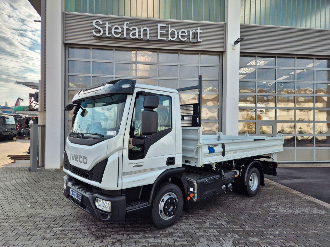 Iveco Eurocargo ML80E21 Meiller 2x AHK 3 Sitze Klima - Малотоннажный самосвал: фото 4 Iveco Eurocargo ML80E21 Meiller 2x AHK 3 Sitze Klima - Малотоннажный самосвал: фото 4