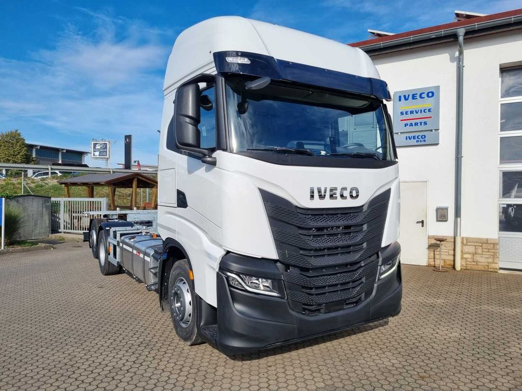 Iveco S-Way AS260S46 6x2 BDF-Wechsler Intarder 2x vorh - Грузовик-контейнеровоз/ Сменный кузов: фото 1 Iveco S-Way AS260S46 6x2 BDF-Wechsler Intarder 2x vorh - Грузовик-контейнеровоз/ Сменный кузов: фото 1
