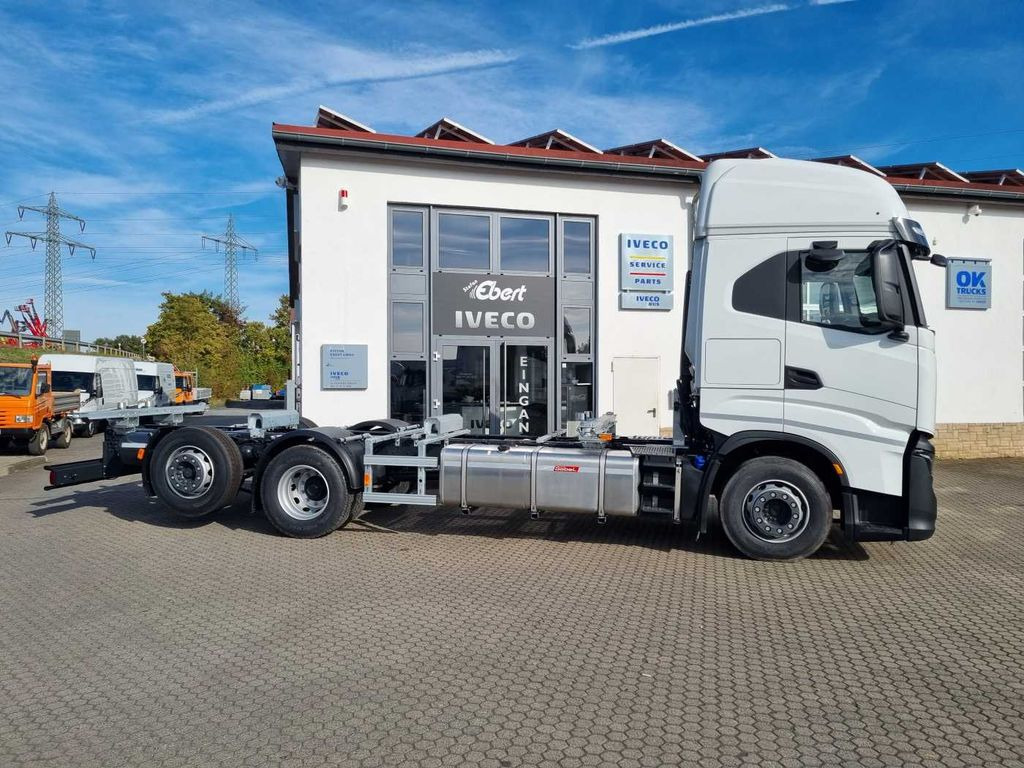 Iveco S-Way AS260S46 6x2 BDF-Wechsler Intarder 2x vorh - Грузовик-контейнеровоз/ Сменный кузов: фото 3 Iveco S-Way AS260S46 6x2 BDF-Wechsler Intarder 2x vorh - Грузовик-контейнеровоз/ Сменный кузов: фото 3