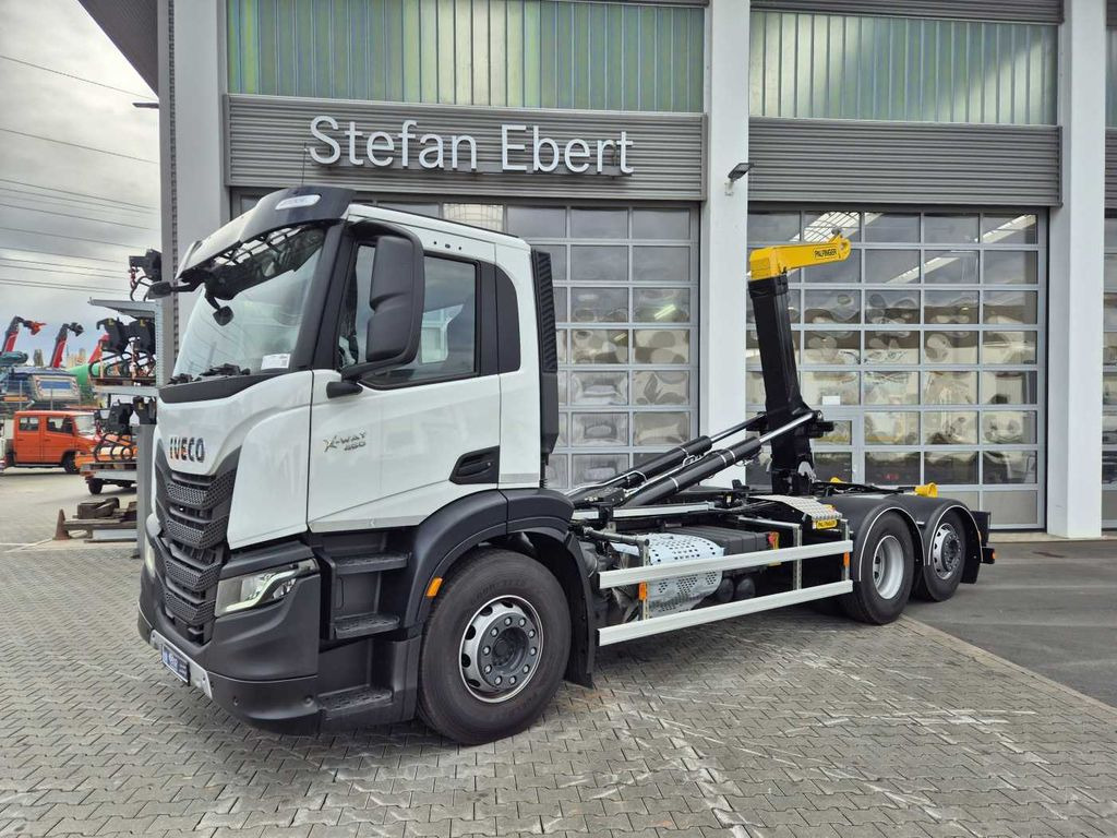 Iveco X-Way AD280X46Y/PS ON 6x2 Palfinger PHT20SLD5 4x - Крюковой мультилифт: фото 2 Iveco X-Way AD280X46Y/PS ON 6x2 Palfinger PHT20SLD5 4x - Крюковой мультилифт: фото 2