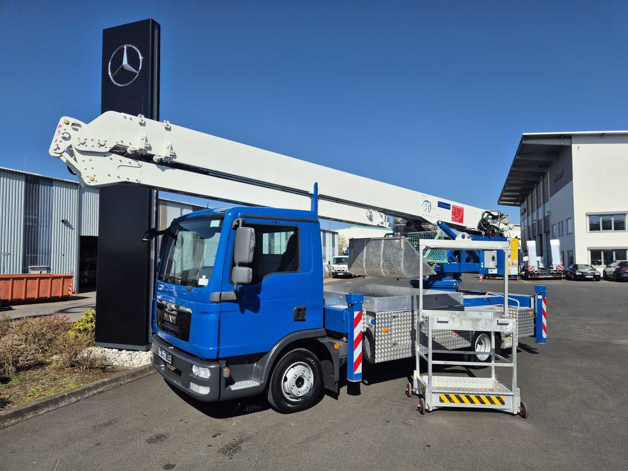 MAN TGL 8.150 Dachdeckerkran Klaas K25-30 TSP Funk - Автоманипулятор: фото 2 MAN TGL 8.150 Dachdeckerkran Klaas K25-30 TSP Funk - Автоманипулятор: фото 2