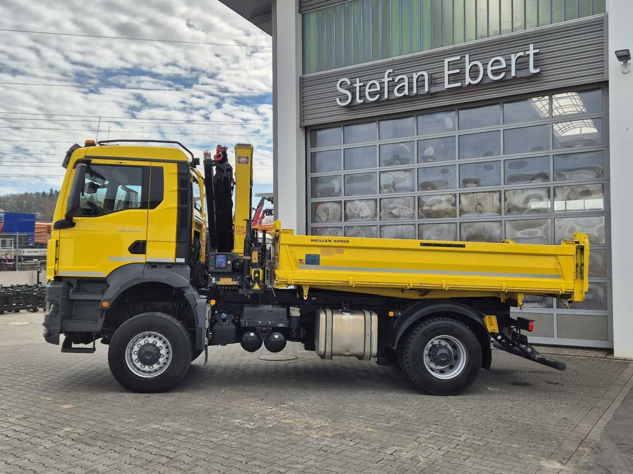 MAN TGS 18.430 4x4 BL Kran HMF 1130K-RCS Funk AHK - Автоманипулятор: фото 4 MAN TGS 18.430 4x4 BL Kran HMF 1130K-RCS Funk AHK - Автоманипулятор: фото 4