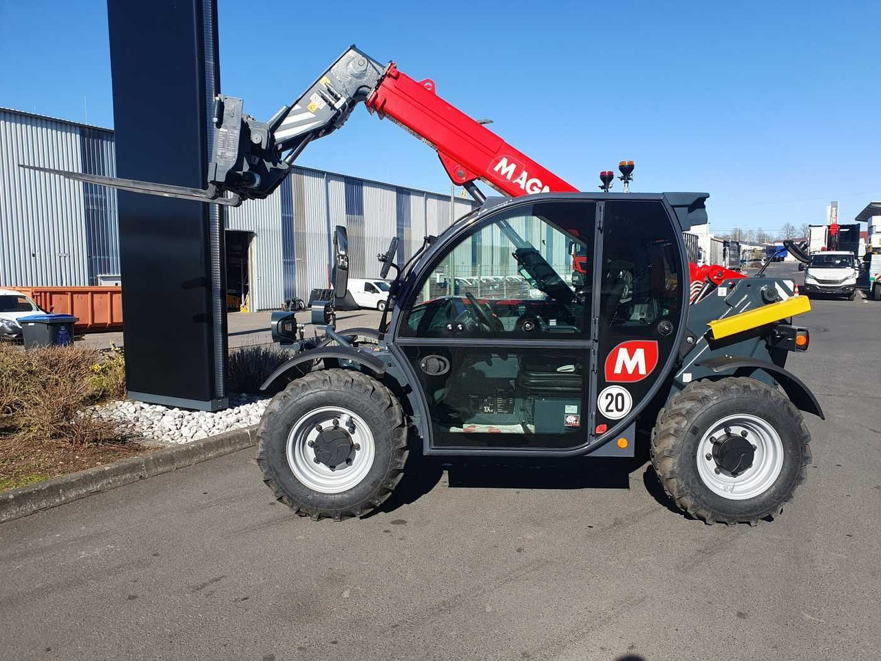 Magni TH 3.6-D5/D / 3to - 5,8m / 75PS - Колёсный погрузчик: фото 3 Magni TH 3.6-D5/D / 3to - 5,8m / 75PS - Колёсный погрузчик: фото 3