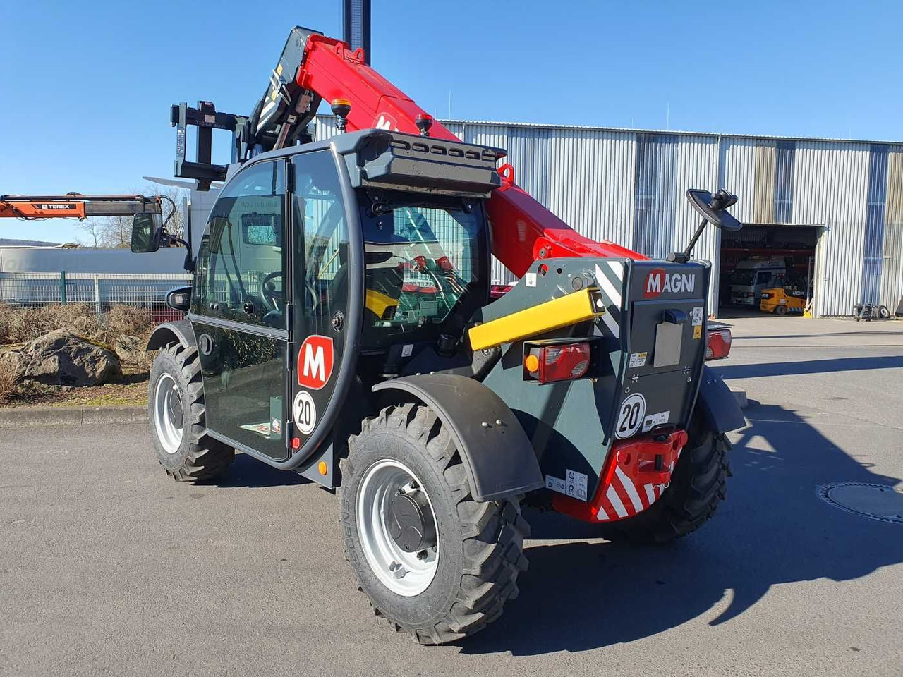 Magni TH 3.6-D5/D / 3to - 5,8m / 75PS - Колёсный погрузчик: фото 4 Magni TH 3.6-D5/D / 3to - 5,8m / 75PS - Колёсный погрузчик: фото 4